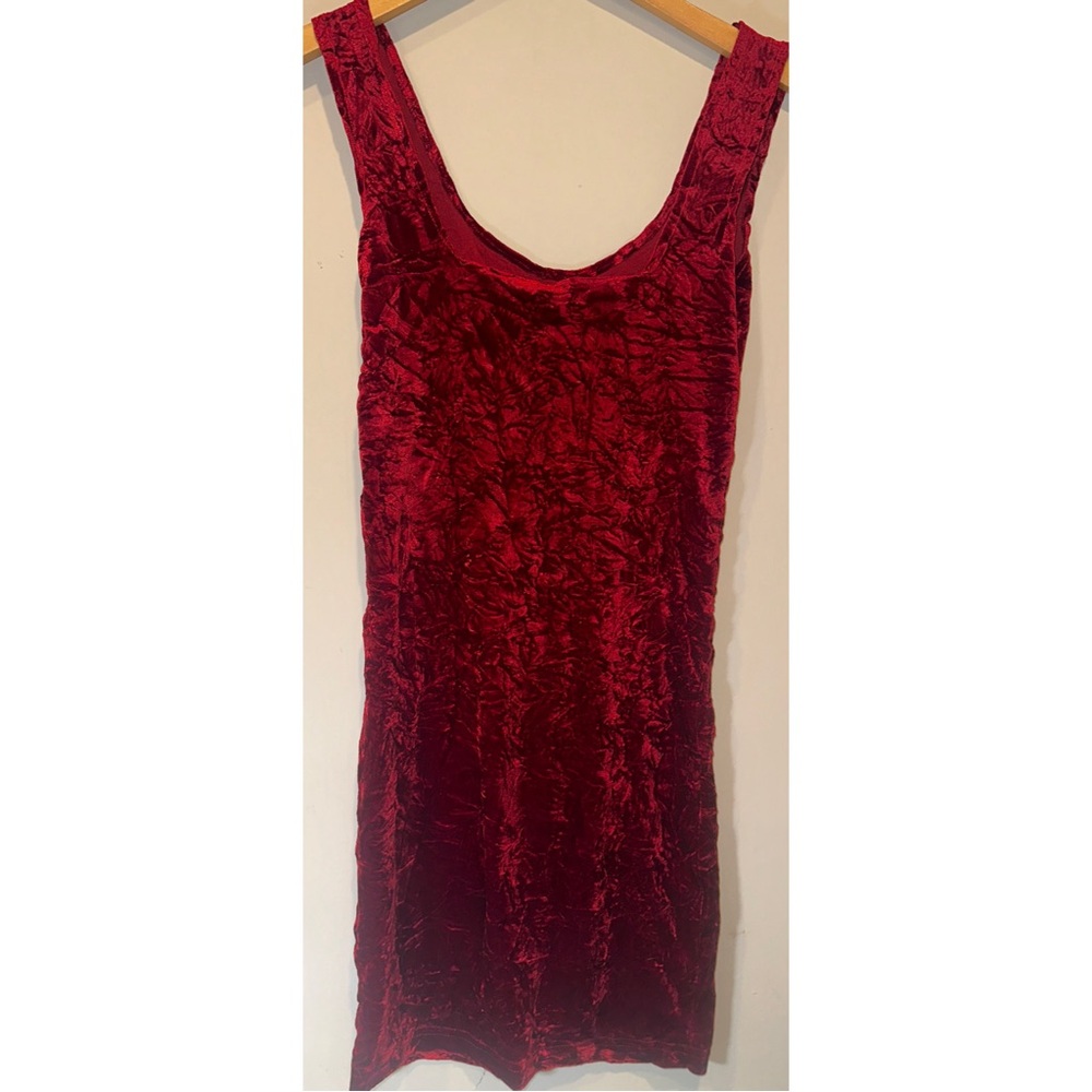 Red Floral Lacey Pencil Off-The-Shoulder Mini-Dress